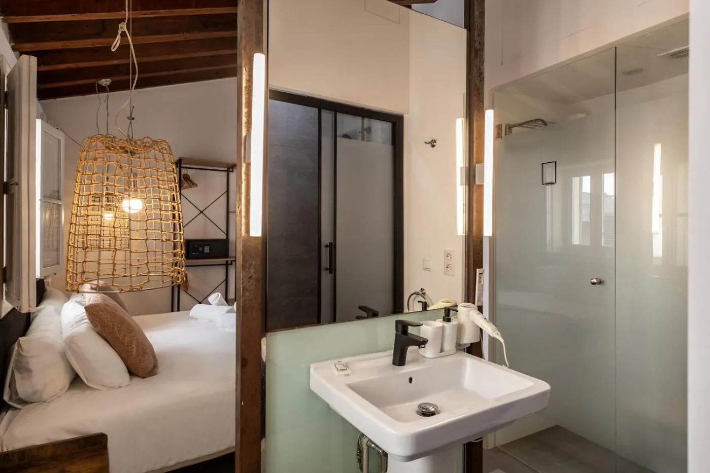 Hotel Antiguo Brondo Selfcheck-In Smart Rooms Palma de Mallorca